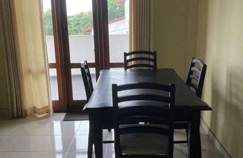 Kiribathgoda House | Family-Friendly Escape at Villa Kenz: Ideal for All Guests