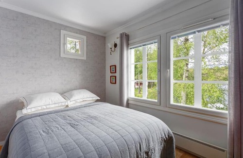 Nurmijarvi Villa | Unforgettable Villa Kesätie - Lakeside Retreat for Families