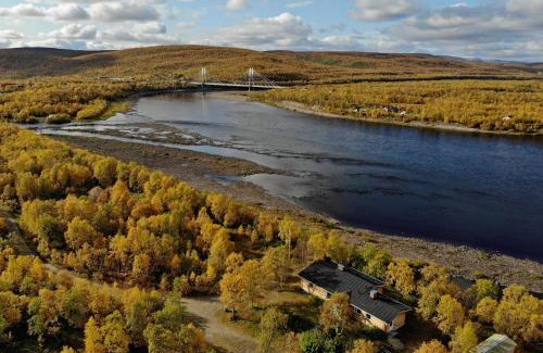 Utsjoki Villa | Beachfront Bliss at Villa Kinos - Rated 9.4/10 by Guests