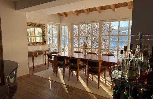 Kitzbuehel Apartment | Villa Kitzbühel: Pet-Friendly Retreat with Ocean Views