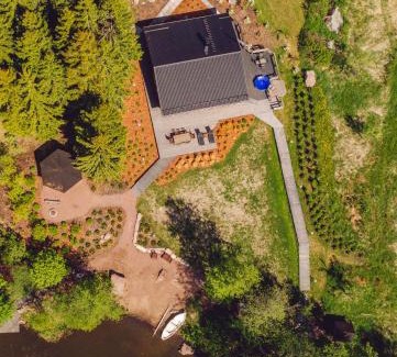 Pyhtaa Ski Chalet | Discover Villa Kivikoski: 4-Star Oceanfront Retreat