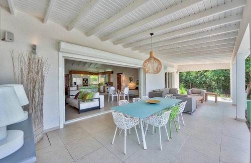 Les Terres Basses Villa | Relax at Villa Kiwi - Family-Friendly with a Pool