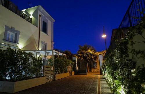 San Giorgio a Cremano Apartment | Villa Klaudia - Exceptional Stay with Hot Tub & Breakfast