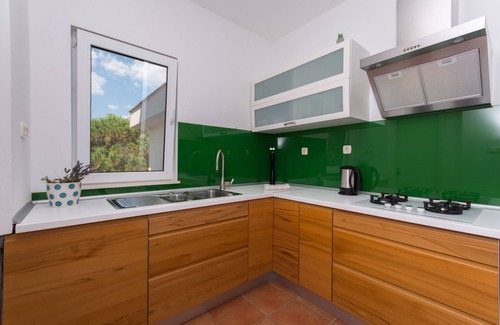 Businci Condo | Villa Knez: Oceanfront Retreat with Pool & Pet-Friendly Stay