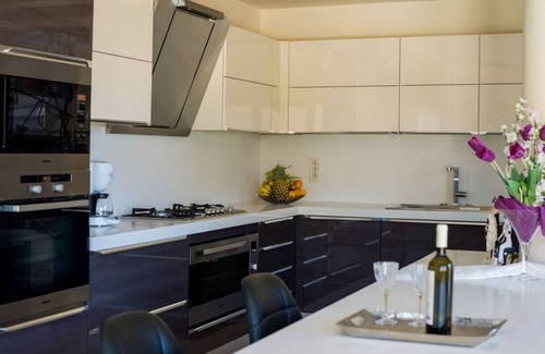 Skotino Villa | Villa Kokalis Resort 3