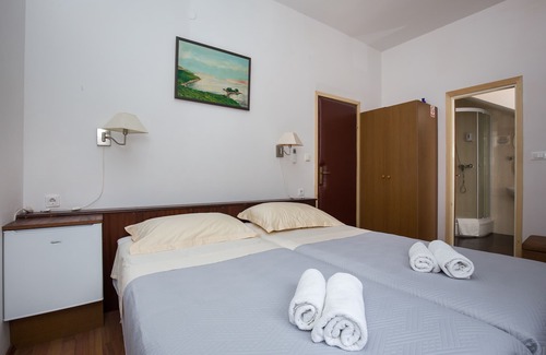 Rozat House | Relax at Villa Konalić: Garden View Double or Twin Room
