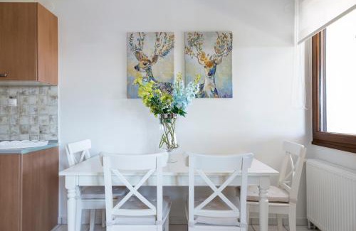 Nikita Villa | Villa Kristin 2: Steps from Great Sandy Beach & Family-Friendly