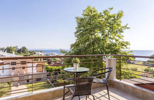 Nikita Villa | Villa Kristin 2 - Prime Location with Ocean Views & BBQ