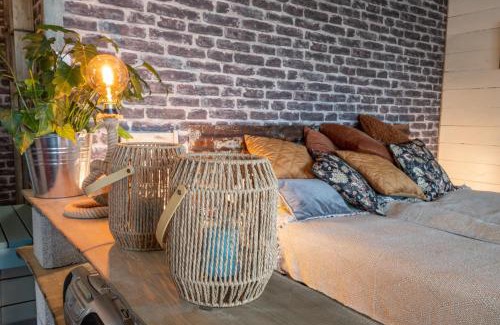 Kotka Villa | Villa Kultaa: Unwind with Private Beach & Ocean Views