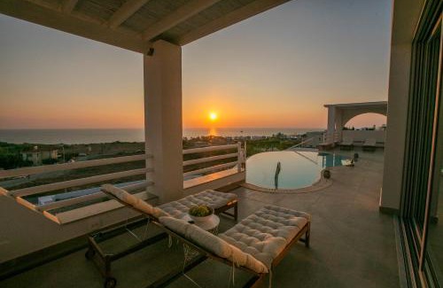 Chlorakas Villa | Villa Kyklamino - Exceptional Oceanfront Retreat with Pool
