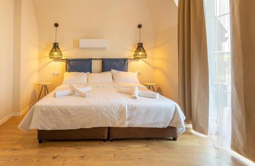Sinemoretz Hotel | Pet-Friendly Villa Levandi with Oceanfront Views