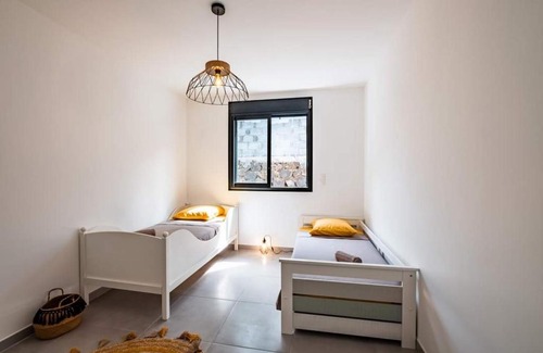 Les Avirons Villa | Discover Villa l'Archibelle: Family-Friendly with Pool