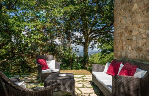 San Casciano dei Bagni Villa | Relaxing Villa Lucarella: Pool, Ocean Views & More