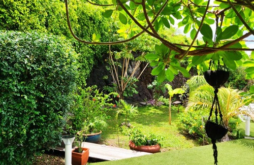 Concordia Villa | Villa La Belle Colombe: Family-Friendly Getaway with Pool