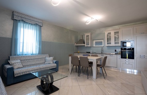 Capaccio Scalo Villa | Villa 'La Casa Vacanza Dei Sogni' with Terrace, Wi-Fi and Air Conditioning