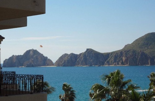 Los Cabos Condo | Villa la Estancia: Beachfront Retreat with Ocean Views