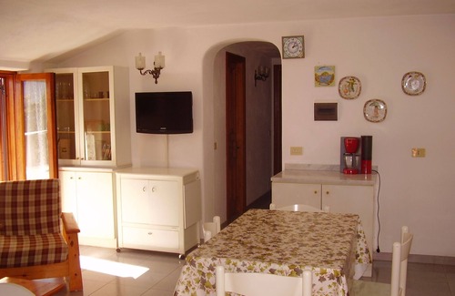 Fiaiano Apartment | Scenic Villa La Favola with Sea View and Breakfast Included