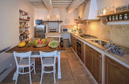 Antognola Resort | Villa La Macchia: Family-Friendly Resort with Private Pool