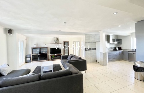 San Fulgencio Villa | Relax at Villa La Marina with Private Pool & Spa
