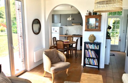 Ault House | Discover Villa la Marsa at Haut de Falaise du Bois de Cise