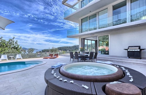 Zaton Villa | Villa La Mer: Modern Retreat with Pool Near Dubrovnik