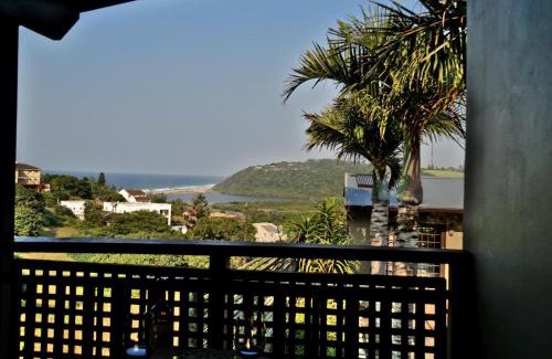 La Mercy Apartment | Villa La Mercy Chalet: Oceanfront Bliss with Pool Access