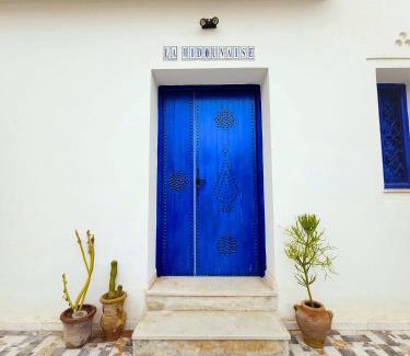 Djerba Midun Villa | Villa La Midounaise: Oceanfront with Pool and 10/10 Rating