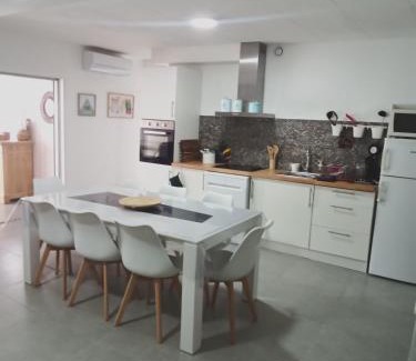 Argeles Plage House | Family-Friendly Getaway at Villa la Murenne