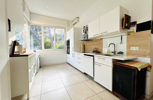 Carry-le-Rouet Apartment | Villa la Nicole balneotherapy 2 steps from the sandy beach