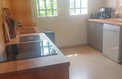 Lunel Villa | Stunning Villa "la noune" with Pool Near the Beach