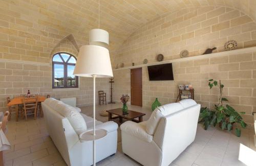 Borgagne House | Relax at Villa La Paiara: Family-Friendly & Pet Welcoming