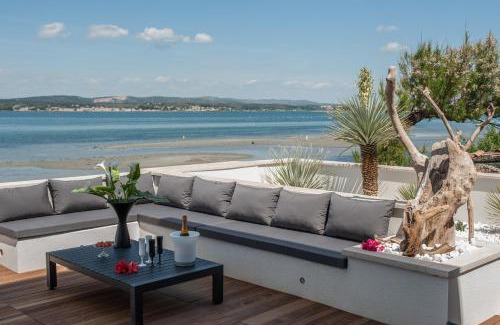 Sete Villa | Oceanfront Villa La Perle de Thau - Guest Rated 9.7