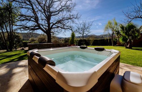Gavorrano Apartment | Relax at Villa La Quercia: 4-Star Family-Friendly Retreat