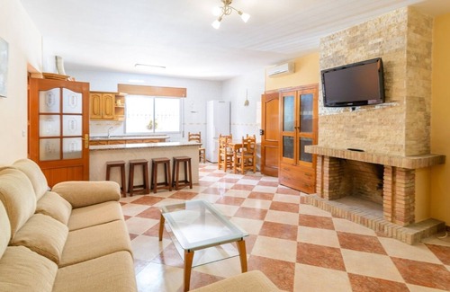 Priego de Cordoba Villa | Discover Villa la Quinta Priego de Córdoba: Pool & Spa Awaits