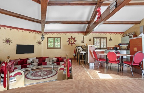Saint-Paul-en-Foret Villa | Villa La Renaissance: Relaxation and Farniente with family or friends