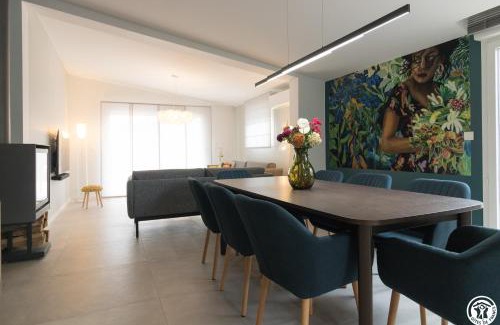 Cugnaux Villa | Discover Tranquility at La Recrée with Family-Friendly Amenities