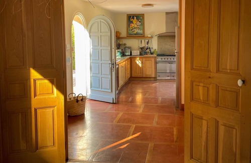 Pontes Apartment | Experience Villa La Source in Beautiful Provence, Pet Friendly