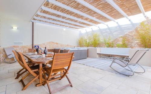 Tricase Villa | Indulge in Villa La Tricasina with Hot Tub & Breakfast