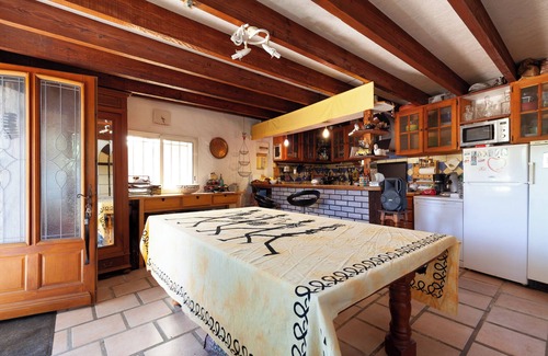 Evenos Villa | Villa 'La Villa Du Broussan': Mountain Views & Private Pool