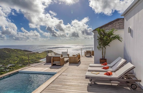 Vitet Villa | Villa La Vue: Oceanfront Haven with Private Pool & Spa