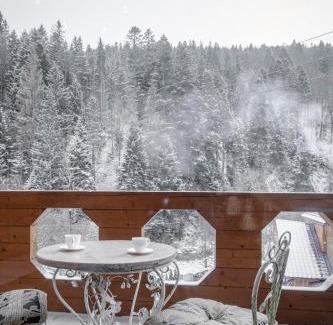 Tatariv Villa | Family-Friendly Villa Ladna in Tatariv Bukovel - 8.7/10 Rating
