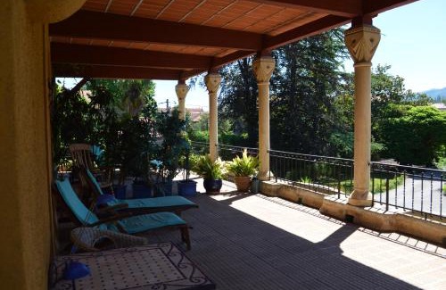 Prades Bed & Breakfast | Villa Lafabregue: Oceanfront Escape with Pool & 9.3 Rating