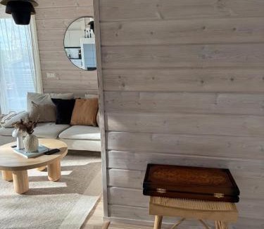 Salo House | Idyllic Villa Laidike: Sauna & Ocean Views, 4-Star Stay