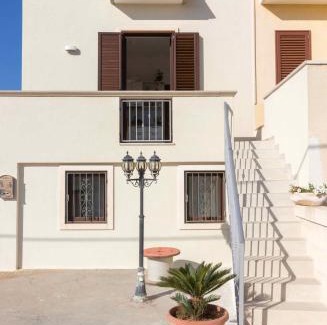 L'Assunta Apartment | Villa Lama: Exceptional Stay with Breakfast & Pet-Friendly Perks