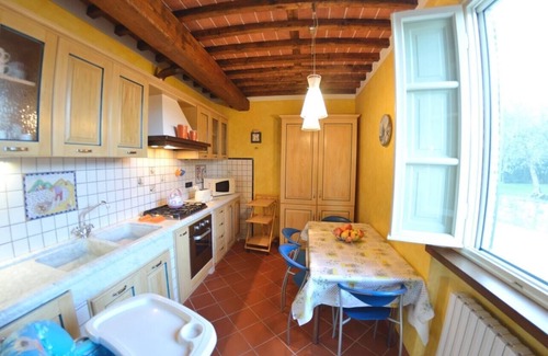 Cascine-La Croce Villa | Villa Lampiocino: Ocean View with Private Pool & Breakfast