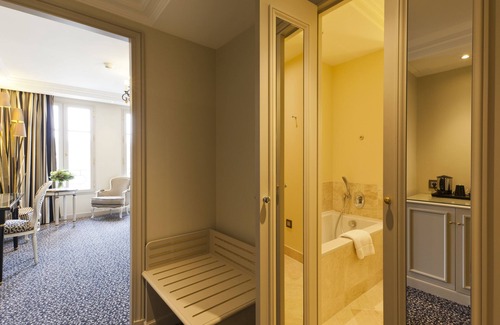 Bayeux Hotel | Experience Villa Lara Hôtel: 5-Star Comfort & Spa