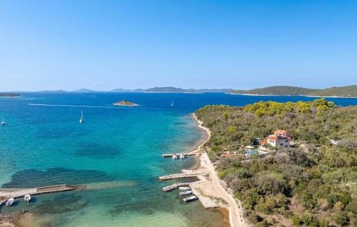 Verunic Villa | Villa Lara: Oceanfront Retreat with Pool and Perfect Ratings