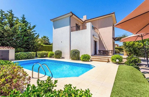 Latsi Villa | Discover Villa Lara Latchi: Family-Friendly Three Bedroom Retreat