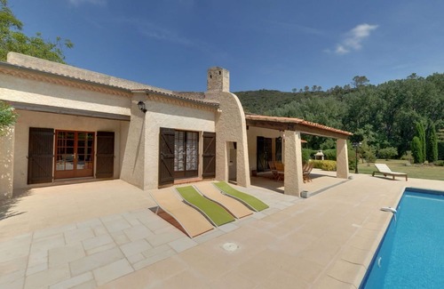 Vidauban Villa | Villa with Heated Pool and Ocean View in St Tropez