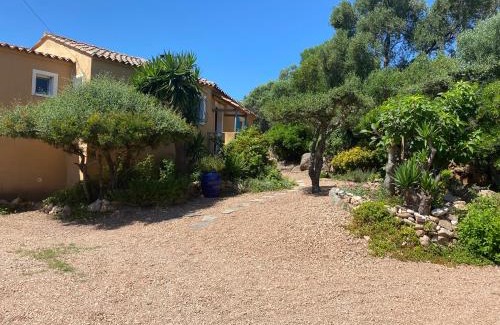 Porto-Vecchio House | Tranquil Villa Largia: 4-Star Retreat Near Palombaggia Beach